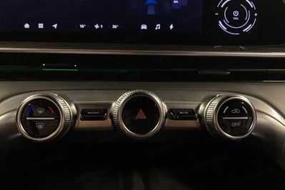 Omoda 9 1.5 Super Hybrid Exclusive AWD