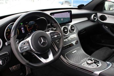 Mercedes Klasa C AMG Night Edition 9G