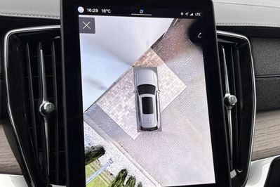 Volvo XC90 T8 AWD Plug-In Hybrid Ultra Bright 7os