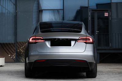 Tesla Model X Plaid