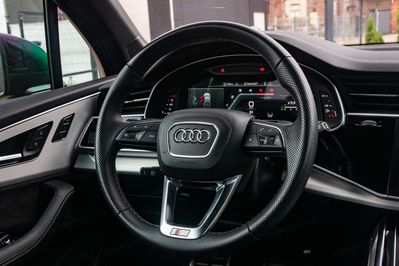 Audi Q7 50 TDI quattro S Line