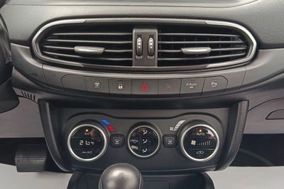 Fiat Tipo 1.5 Hybrid Dct