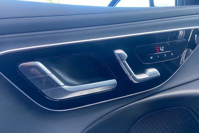 Mercedes Klasa E Kombi 220 d mHEV 4-Matic AMG 9G-Tronic