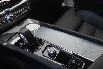 Volvo XC60 B5 B AWD Plus Dark