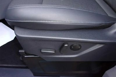 Ford Tourneo Custom 320 L1H1 Active A8 AWD