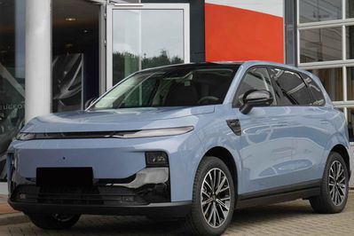 Leapmotor B10 Design Hybrid EV 18,8 kWh