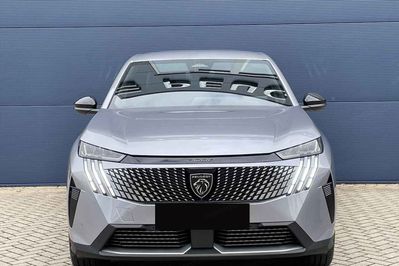 Peugeot 3008 Allure e-DCS 1.2 mHEV