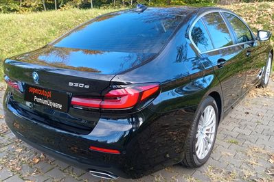BMW Seria 5 530e xDrive Business Edition