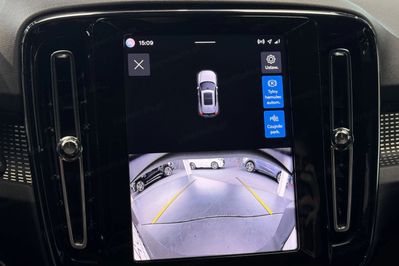 Volvo XC40 B4 Plus Dark aut