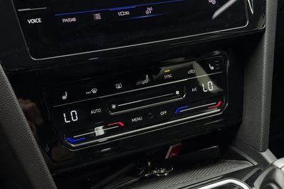 Volkswagen Passat 1.5 TSI Business DSG