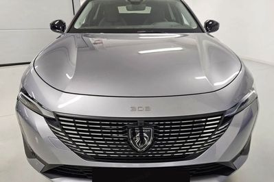 Peugeot 308 Allure EAT8 1.5 BlueHDi