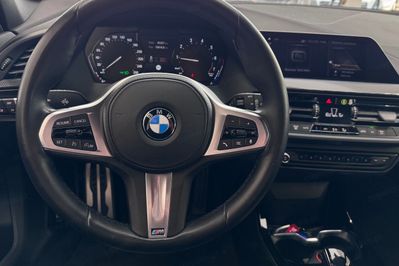 BMW Seria 1 118i M Sport aut