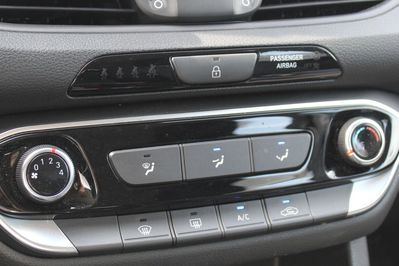 Hyundai i30 1.5 T-GDI Modern