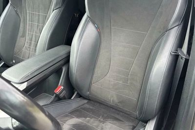 BMW Seria 2 225e xDrive M Sport sport-aut