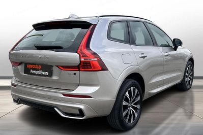 Volvo XC60 B4 D AWD Plus Dark