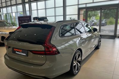 Volvo V90 T6 AWD Plug-In Hybrid Plus Dark aut
