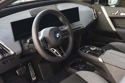 BMW iX xDrive60