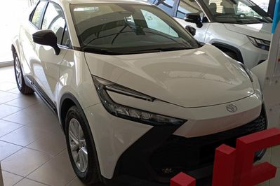 Toyota C-HR Comfort 1.8 Hybrid