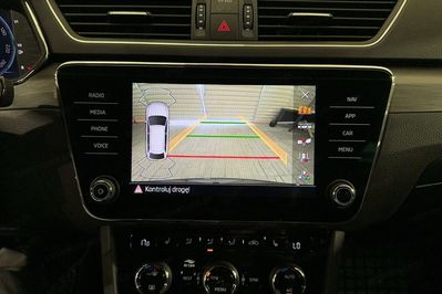 Skoda Superb 2.0 TDI SCR Style DSG