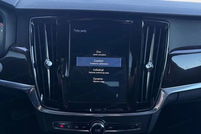 Volvo S90 D5 AWD Geartronic Inscription