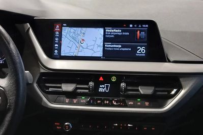 BMW Seria 1 118i Advantage