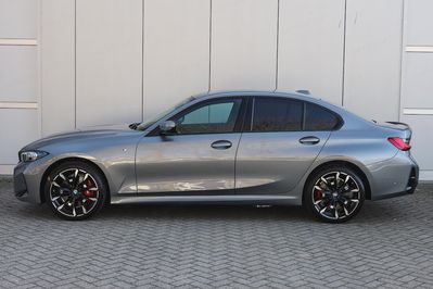 BMW Seria 3 330i xDrive M Sport