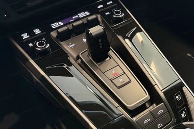 Porsche 911 Carrera Cabriolet
