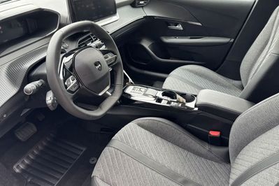 Peugeot 208 e-208 Allure