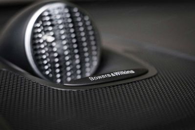 Volvo XC60 T8 Plug-In Hybrid AWD Ultra Black Edition