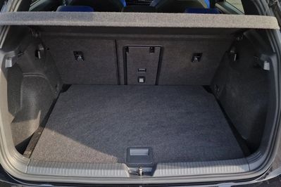 Volkswagen Golf VIII 2.0 TSI 4Mot. R DSG
