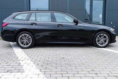 BMW Seria 3 320d xDrive Sport Line sport-aut