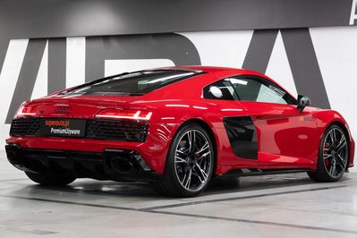 Audi R8 V10 RWD Performance