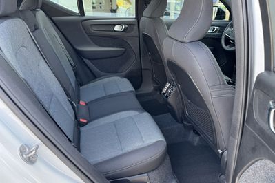 Volvo XC40 B3 Plus Dark