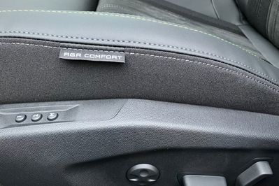 Peugeot 308 GT Exclusive EAT8 1.5 BlueHDi