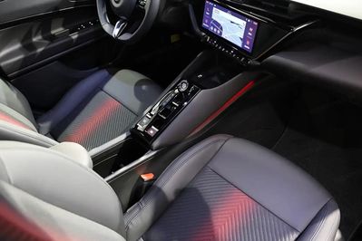 Alfa Romeo Junior Ibrida