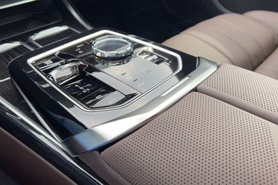 BMW Seria 7 740d xDrive M Sport