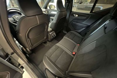 Volvo XC40 B4 Plus Black Edition