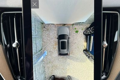 Volvo XC60 B5 B AWD Plus Dark