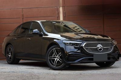 Mercedes E Klasa 220 d  4-Matic AMG