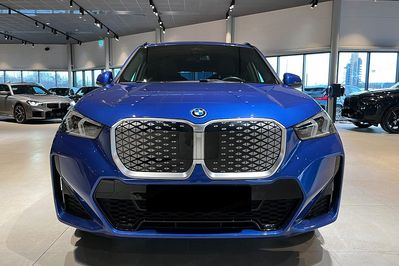 BMW iX1 xDrive30 M Sport