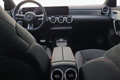 Mercedes CLA Shooting Brake 200 AMG Line