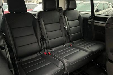 Peugeot Traveller L2H1 Long Business Vip