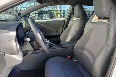 Toyota C-HR 2.0 PHEV Dynamic Force Executive