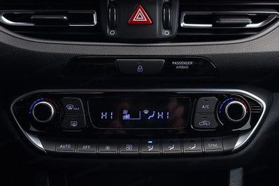 Hyundai i30 1.0 T-GDI Smart DCT