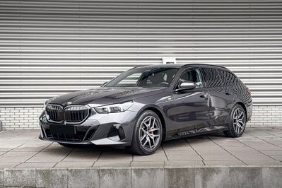 BMW Seria 5 Touring 540d xDrive M Sport