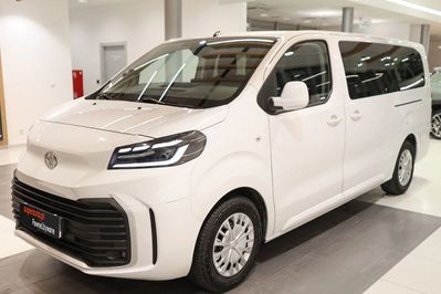 Toyota Proace Verso 2.0 D4-d Long Business