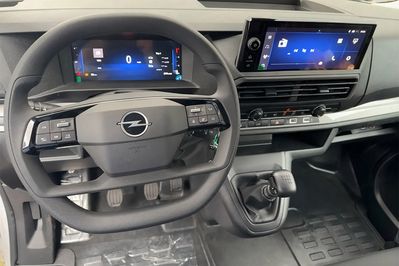 Opel Vivaro Extra Long L2H1 Zabudowa Brygadowa