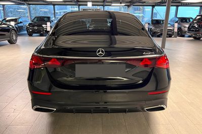 Mercedes Klasa E 200 4-Matic AMG