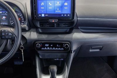 Toyota Yaris Hybrid