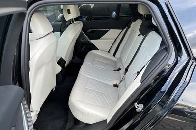 BMW Seria 5 Touring 520d xDrive M Sport